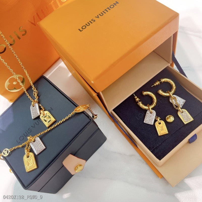 00099_ X128PQW0_ B536lv22 new gold and Silver Diamond double brand two-color Earrings Louis Vuitton Louis Vuitton