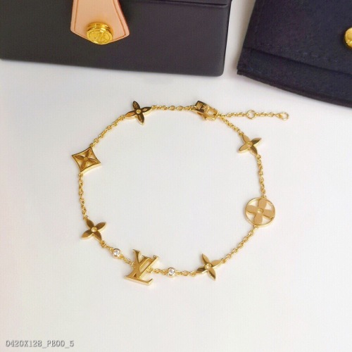00036_ X128PB00_ LV gold letter multi flower bracelet Louis Vuitton Bracelet personality brings fashionable and interesting visual brightness