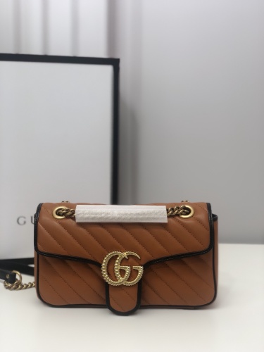 GG Marmont Messenger Bag With Chain Strap
