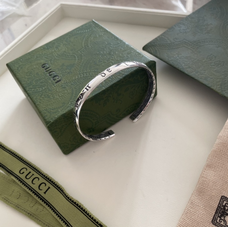G* u Maison de l'Amour sterling silver bracelet