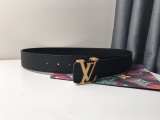 LV men's belt