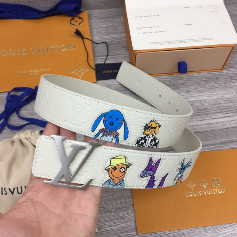 LV and five dolls' story belt