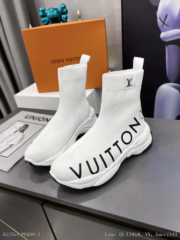 00035_ G4PEQ00_ Louis Vuitton LV this run55 high top sneaker depicts a large lvcircle in elastic fabric