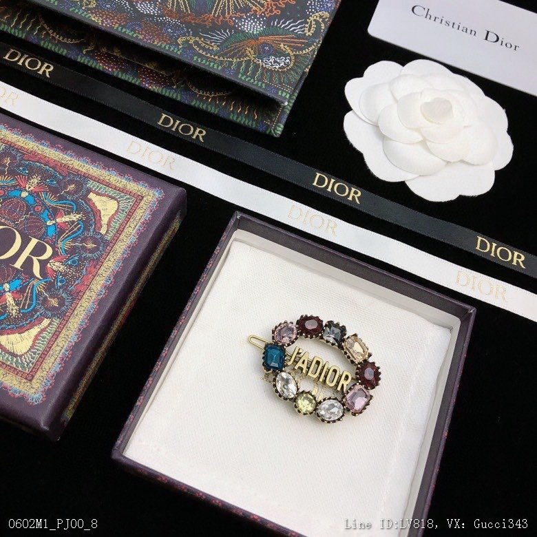 00022_ M1PJ00_ Dior Dior letter Dior hairpin counter new listing beautiful romantic hand
