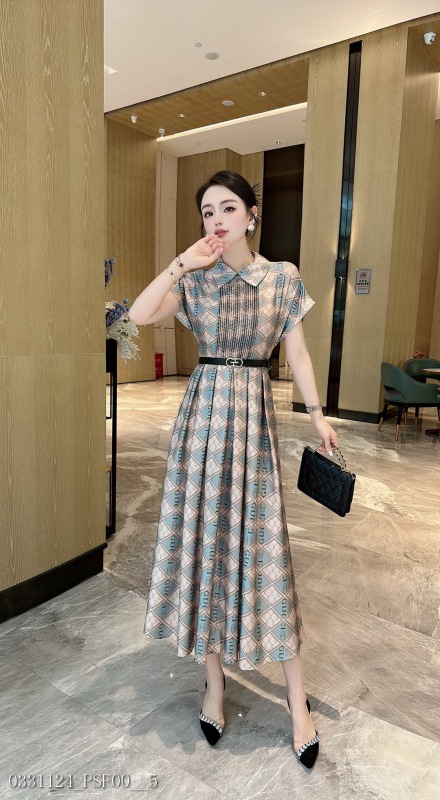 2023 Spring High -end Custom Gucci counter synchronization, heavy workers' fighting dress