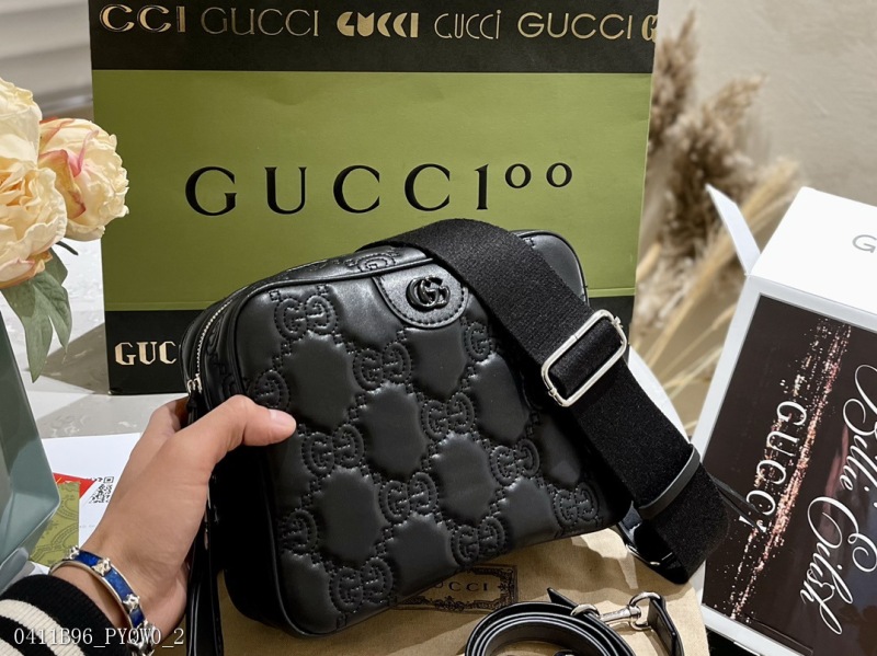 GUCCI23 New Product Pressure Camera Bag Advanced Surites Hardware with the latest series of two shoulder straps, size 2218cm