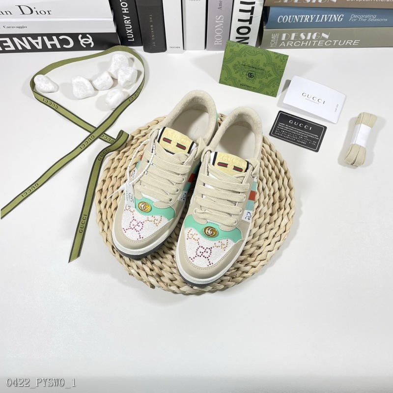 Autry little white shoes liglio is fully launched Hot global counter official website breaks out of stock Autry little white shoes super retro and wild look good -looking 