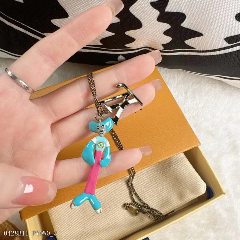 The latest little monster accessories necklace in spring and summer
