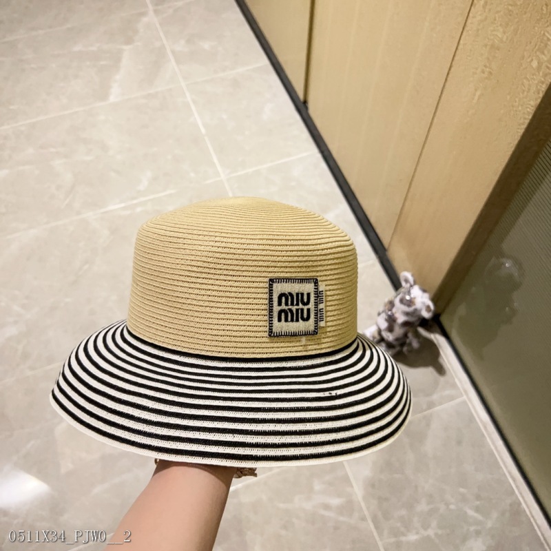2023 new holiday style big -name striped stitching pots and grass hats, big -name wind ~ out of the street travel items