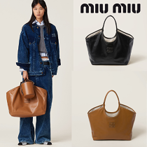 MIUMIU IVY 皮革手袋 | 贈送太陽鏡