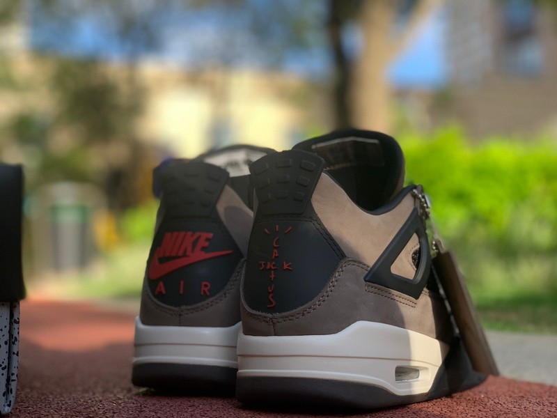 travis scott jordan 4 grey