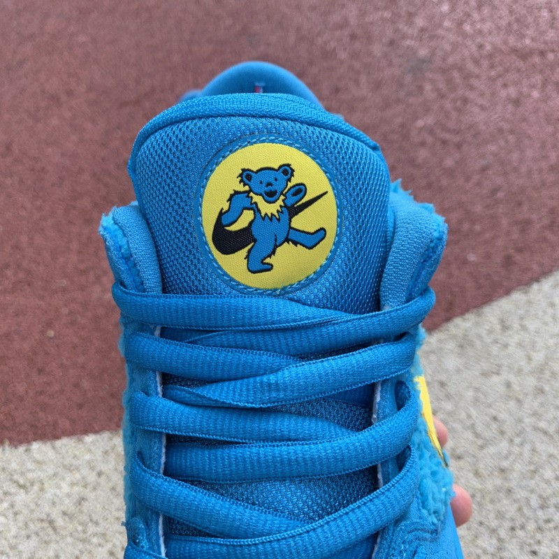 grateful dead x dunk low sb blue bear