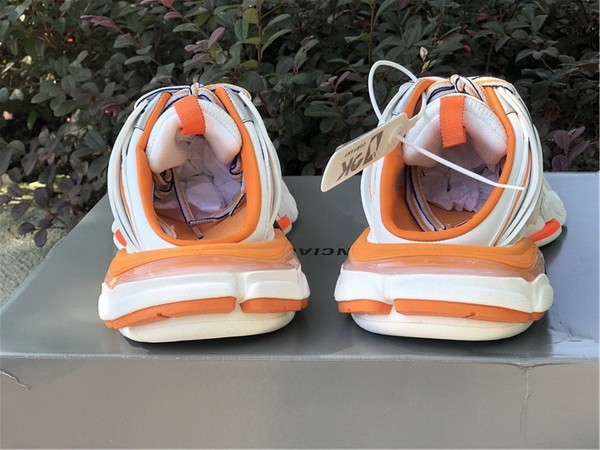 B 17FW Tripe-S High End Sneaker-215