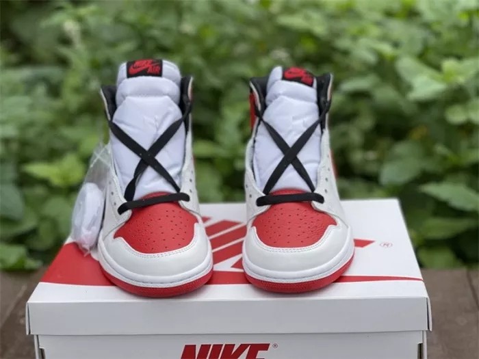 Authentic Air Jordan 1 High OG “Heritage”