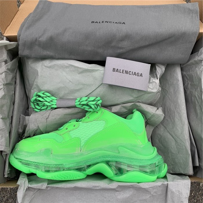 B 17FW Tripe-S High End Sneaker-054