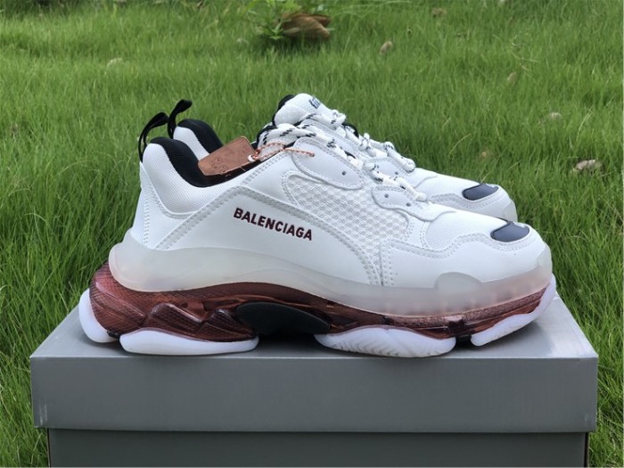B 17FW Tripe-S High End Sneaker-143