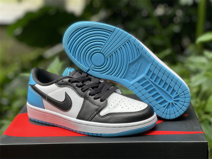 Authentic Air Jordan 1 Low OG “UNC”