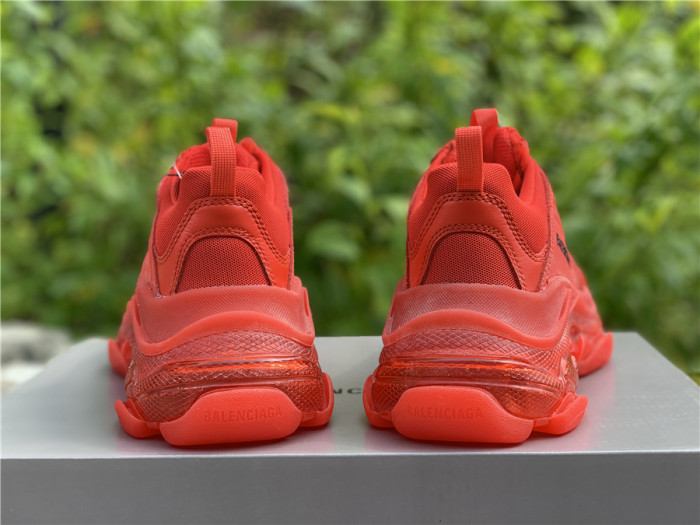 B 17FW Tripe-S High End Sneaker-091