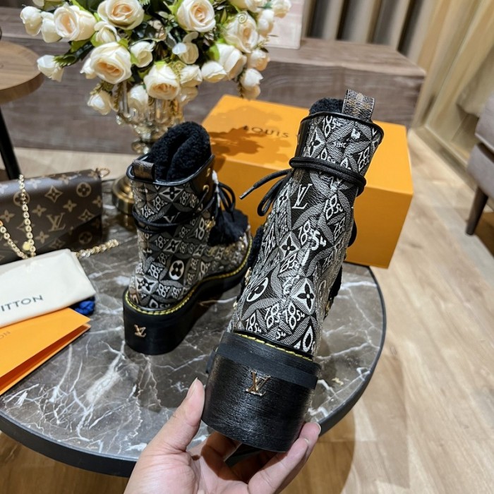 Super Max Custom LV Shoes-2152