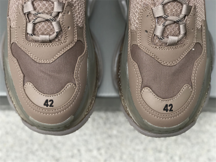 B 17FW Tripe-S High End Sneaker-345