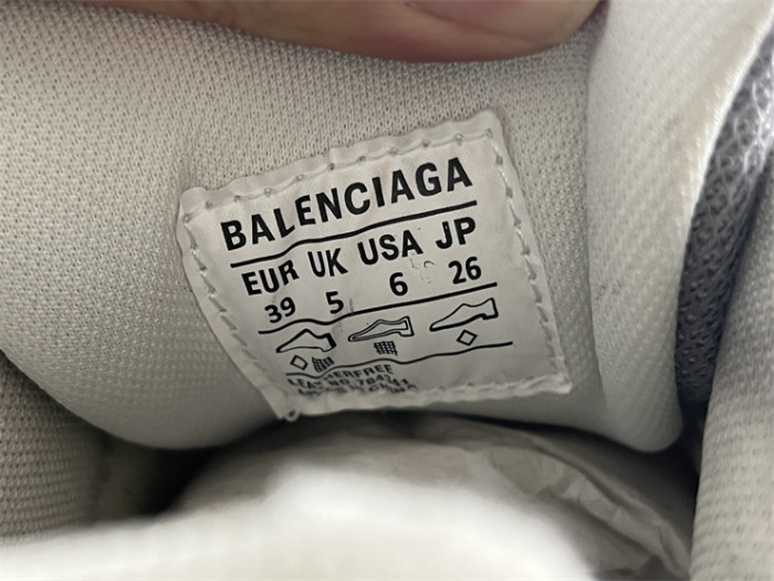 B 17FW Tripe-S High End Sneaker-450