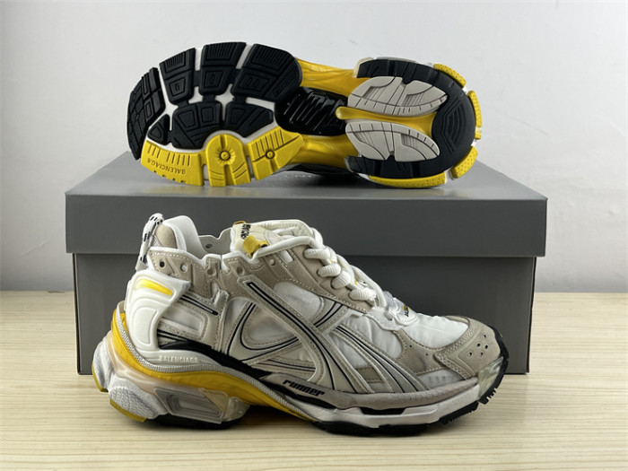 B 17FW Tripe-S High End Sneaker-435