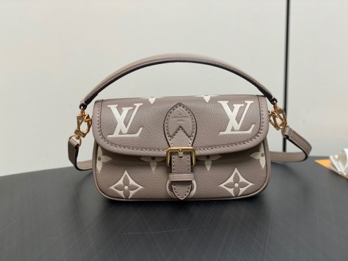 LV High End Quality Bag-2077