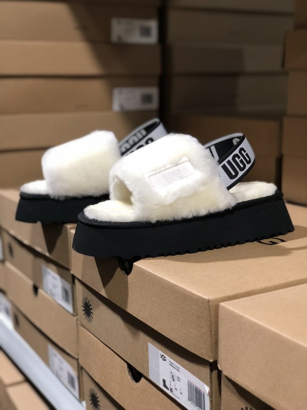 UG Sandals-021