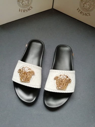 Versace women slippers AAA-025