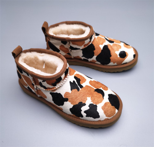 UG Boots Women-279