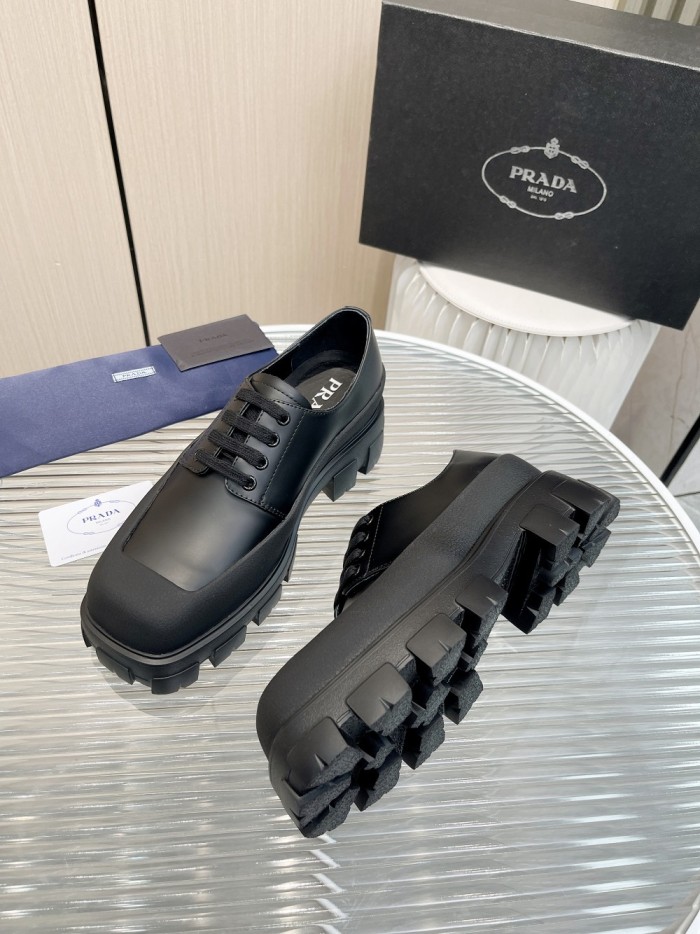 Prada women shoes 1：1 quality-350