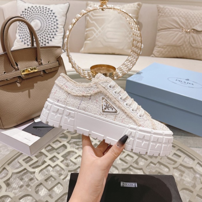 Prada women shoes 1：1 quality-352