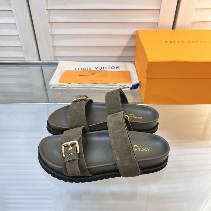 LV Sandals 1：1 Quality-632