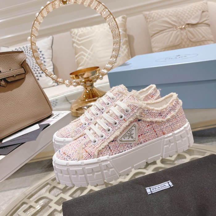 Prada women shoes 1：1 quality-355