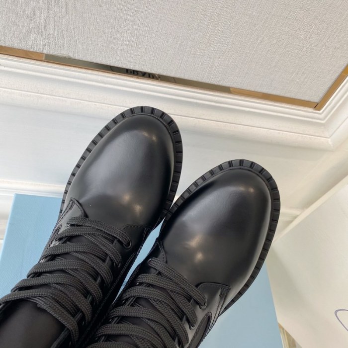 Prada women shoes 1：1 quality-375