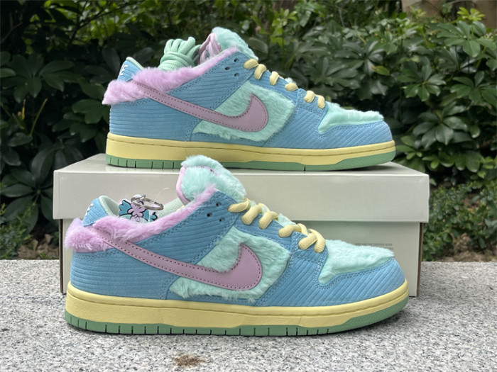 Authentic  Verdy x Nike SB Dunk Low “Visty”