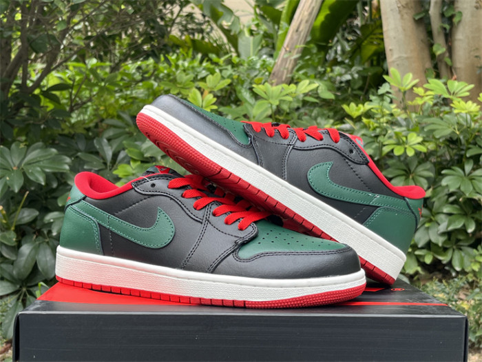 Authentic  Air Jordan 1 Low  “Gorge Green”