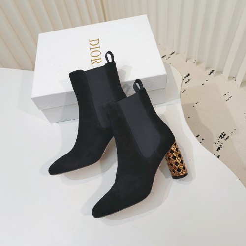 Dior Women Shoes 1：1 quality-700