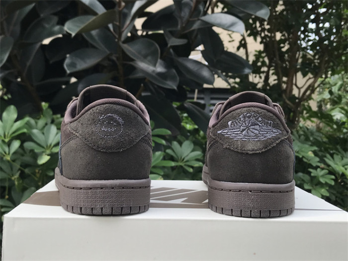 Authentic Travis Scott x Air Jordan 1 Low OG “Velvet Brown”  Kids