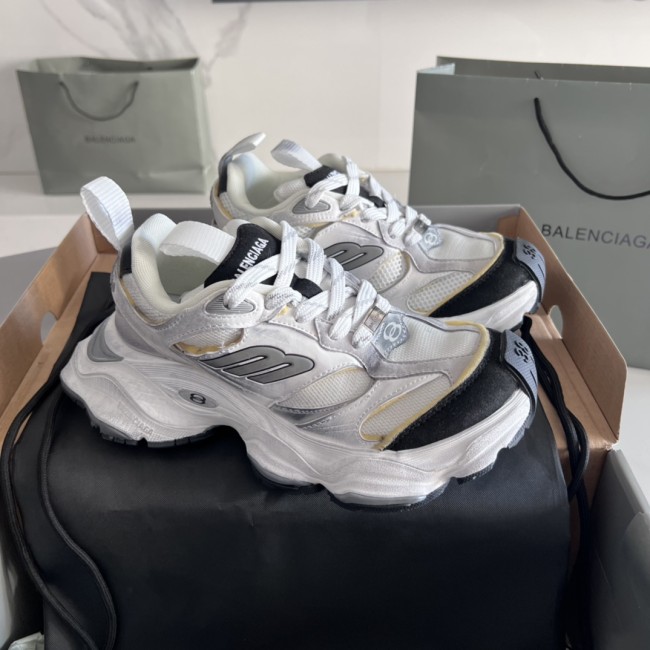 B 17FW Tripe-S High End Sneaker-628