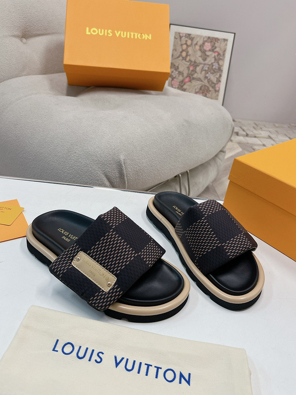 LV women Sandals 1：1 Quality-1007