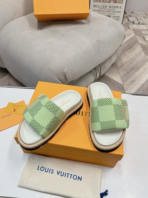 LV women Sandals 1：1 Quality-1006