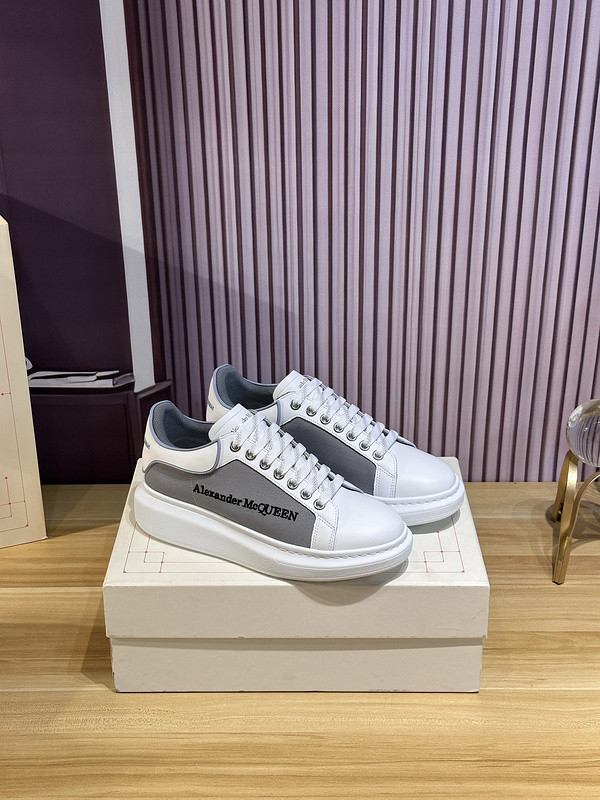 Alexander McQueen Women Shoes 1：1 quality-1092