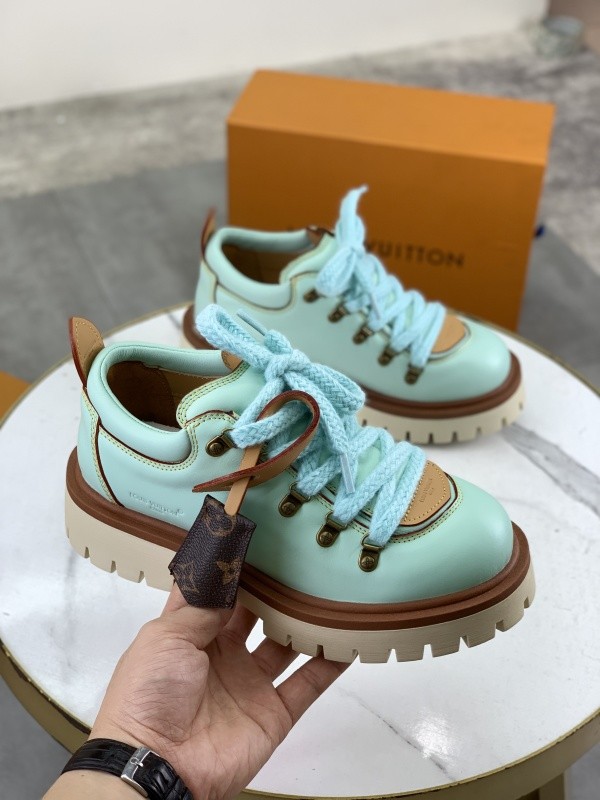 LV Women Shoes 1：1 Quality-1216