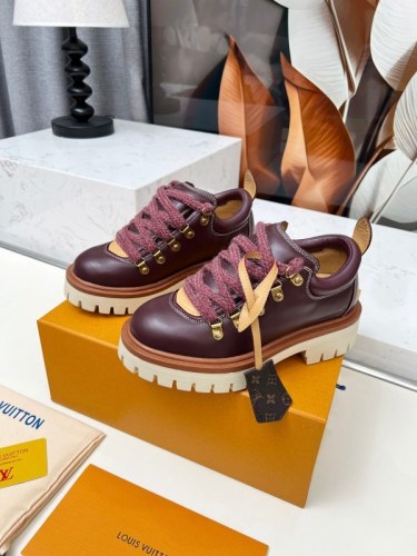 LV Men shoes 1：1 quality-5127