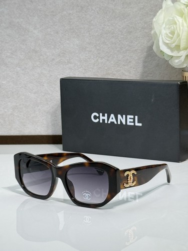 CHNL Sunglasses AAAA-6916