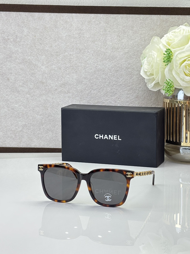 CHNL Sunglasses AAAA-7149