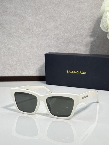 B Sunglasses AAAA-1439