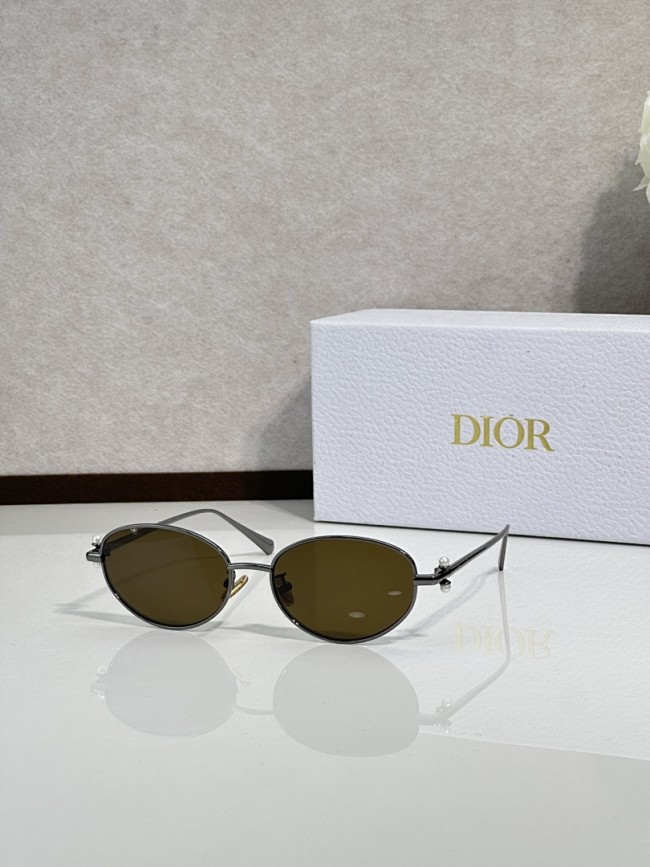 Dior Sunglasses AAAA-4724