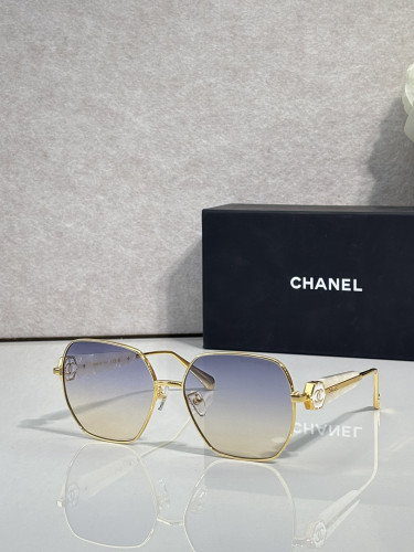 CHNL Sunglasses AAAA-7440